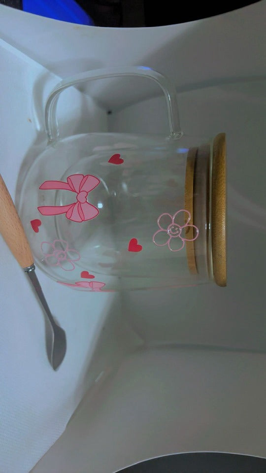 YOLELUX Tasse Love 350ml - Nœuds et Cœurs avec Couvercle et Cuillère